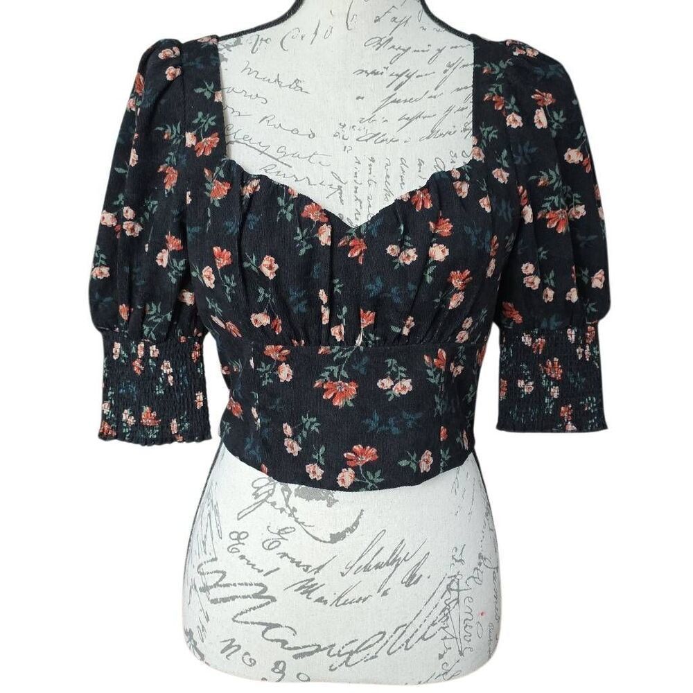 Allison New York Women's Size Small Black Pink Floral Cropped Corduroy Blouse